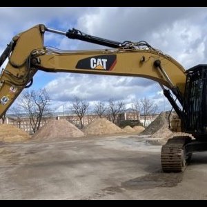 foto 26t CAT 326F hammer hydr.bucket +more excavator